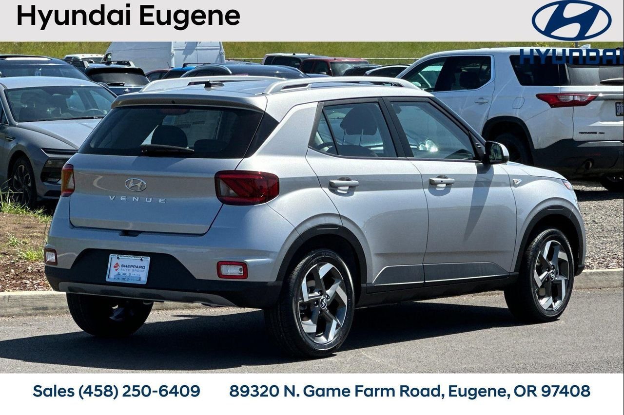 New 2026 Silver Hyundai SEL image 4