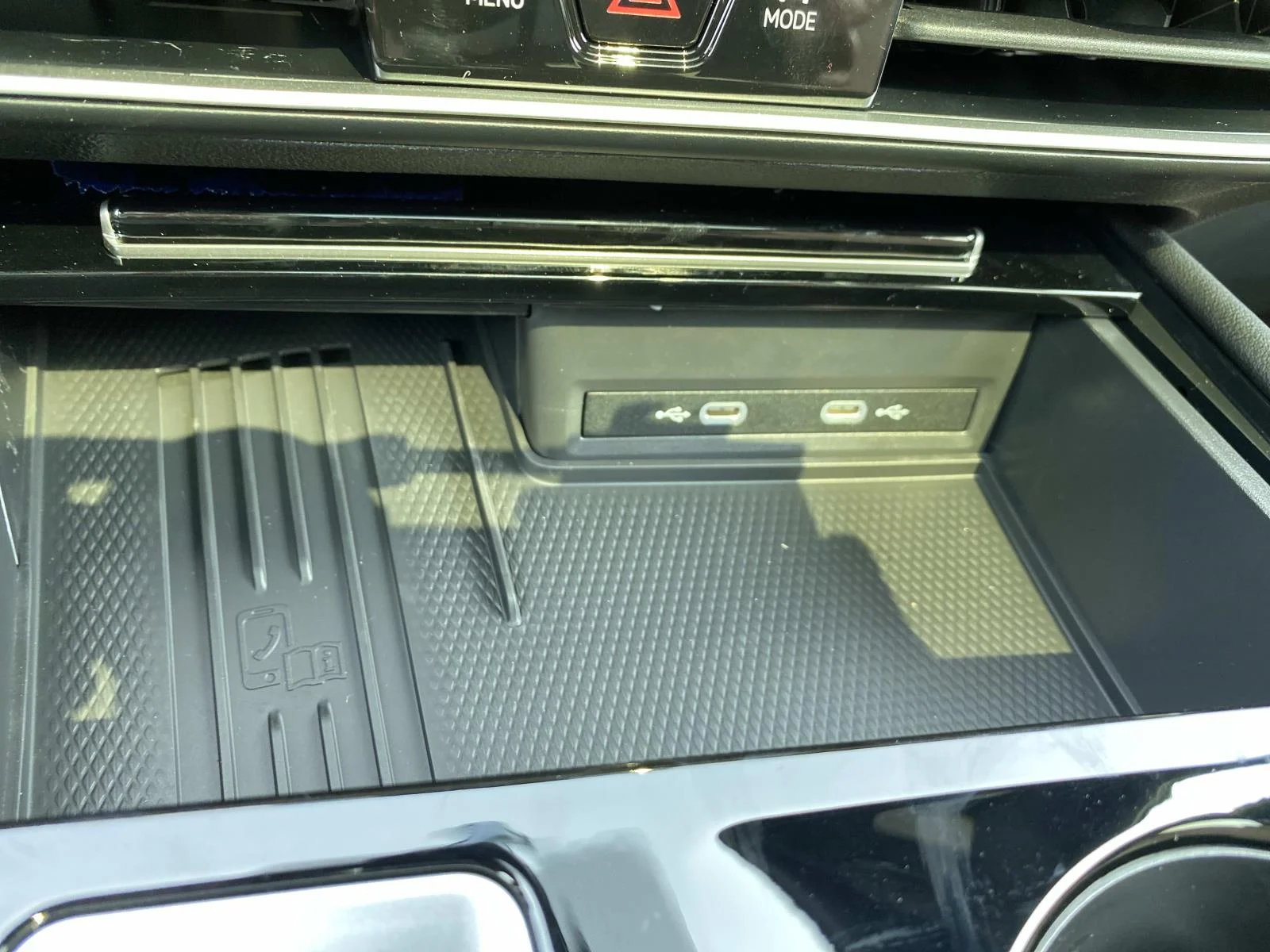 2026 Volkswagen Atlas Cross Sport 11