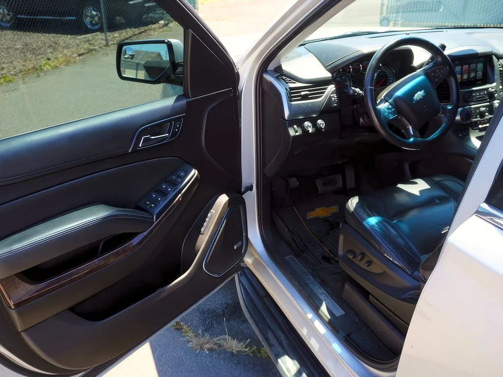 2017 Chevrolet Tahoe LT - Photo 13