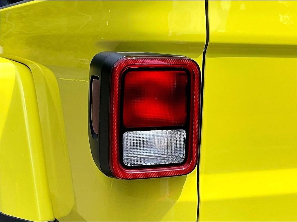 Used 2023 Yellow Jeep Rubicon image 27