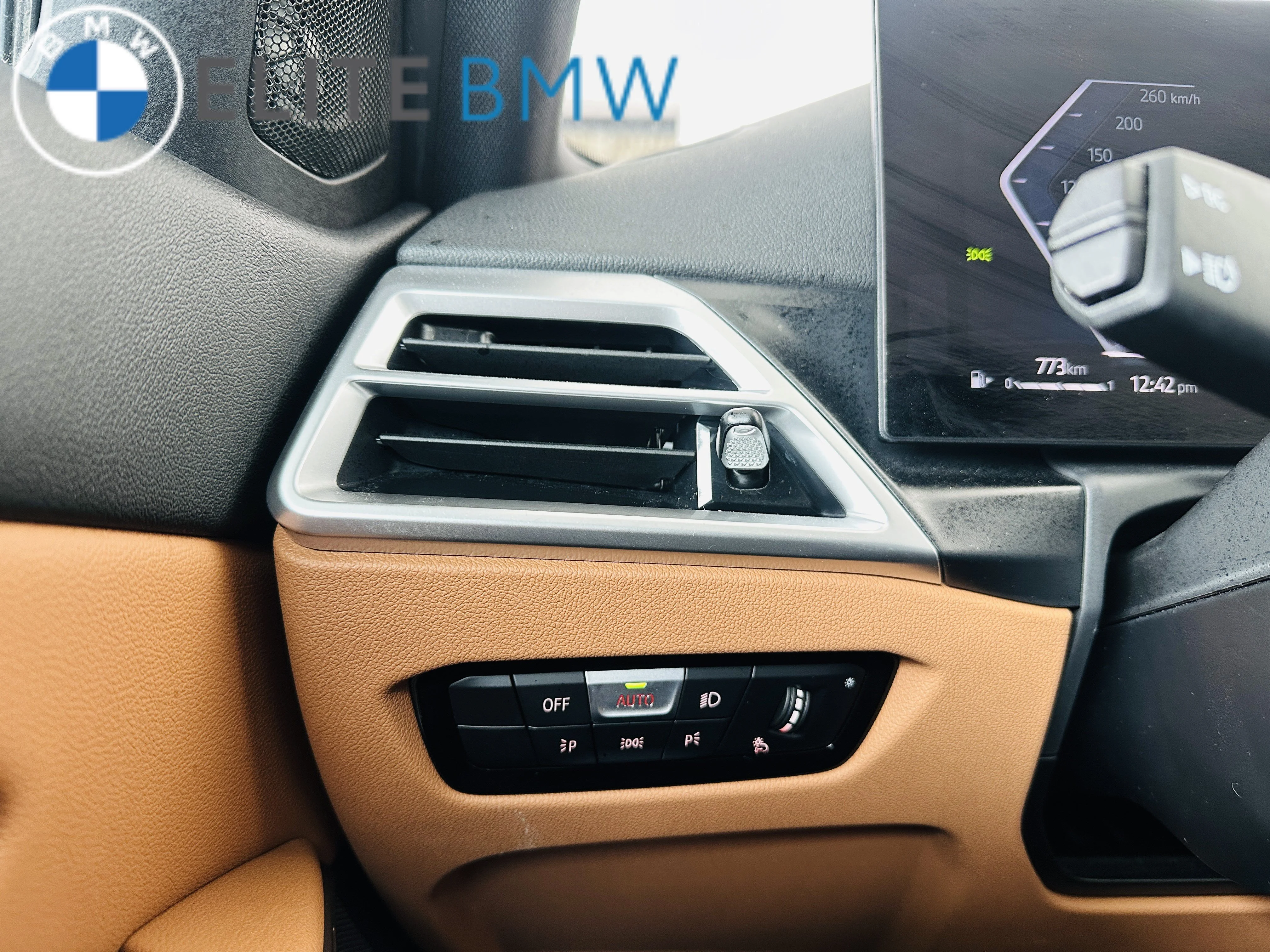 Used 2026 Alpine White BMW 330i xDrive image 15
