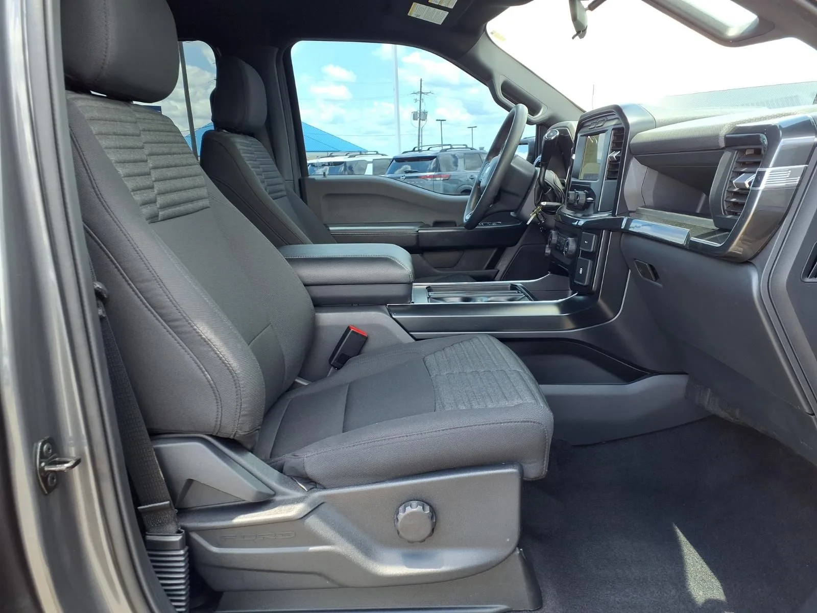 Used 2023 Gray Ford XL image 13