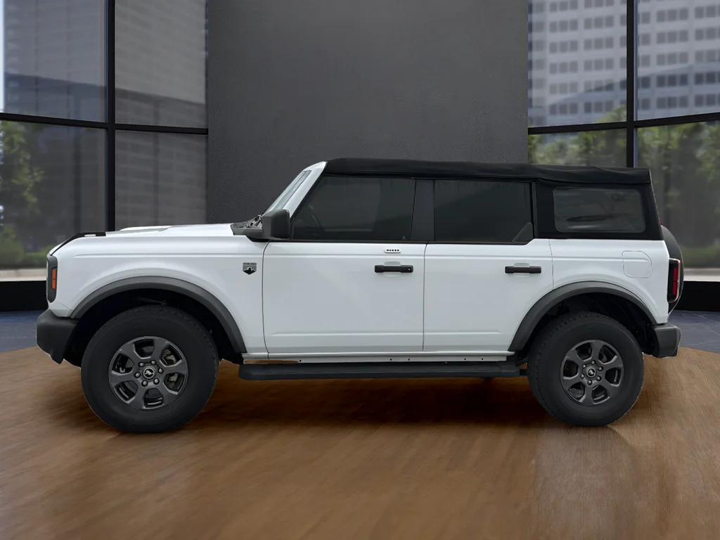 Used 2022 White Ford Big Bend image 13