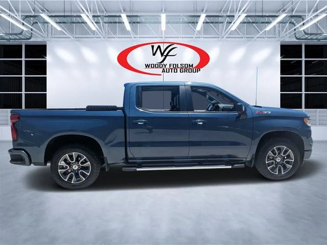 Used 2024 Blue Chevrolet RST image 2
