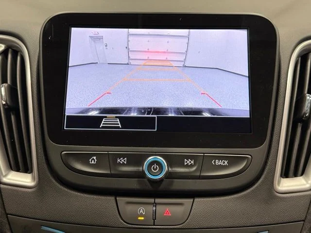 Used 2025 Black Chevrolet LT image 27