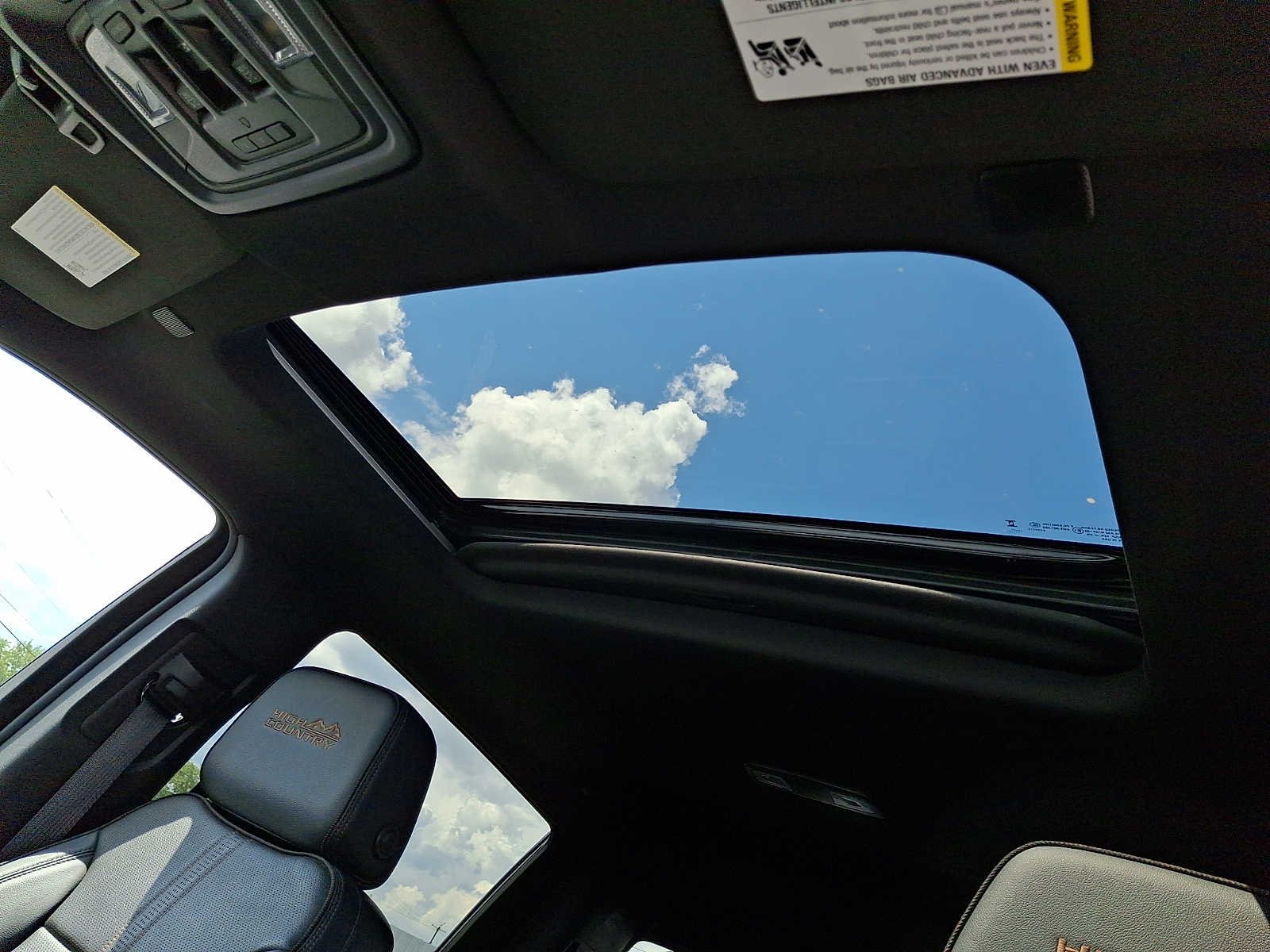 Used 2024 Summit White Chevrolet High Country image 15