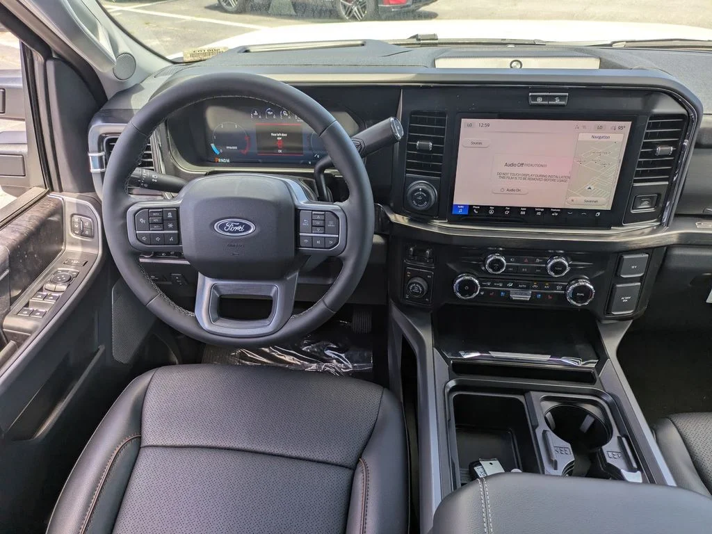New 2026 Star White Metallic Tri-Coat Ford Lariat image 17