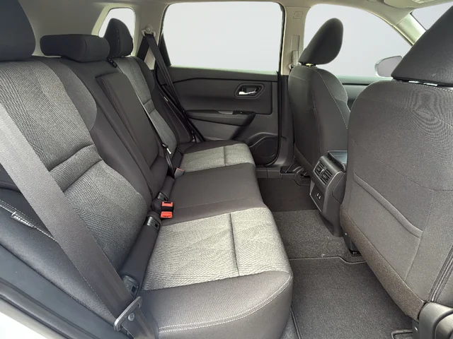 2026 Nissan Rogue SV - Photo 11