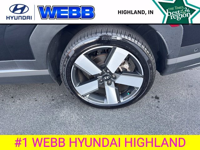Used 2024 Phantom Black Hyundai Limited image 14