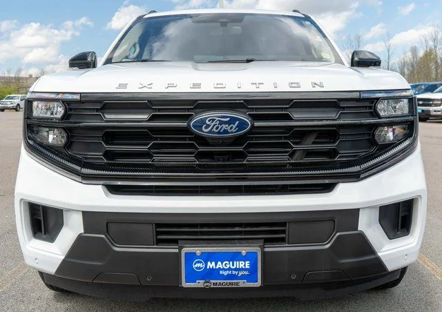 Used 2025 White Ford Active image 3