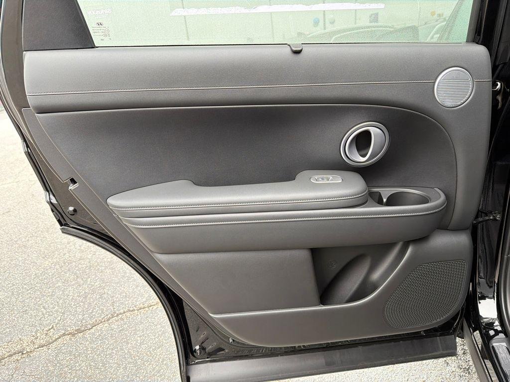 New 2026 Black Hyundai SEL FWD image 22