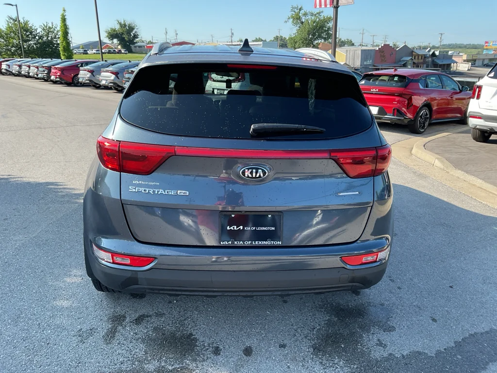 Used 2019 Pacific Blue Kia LX image 8
