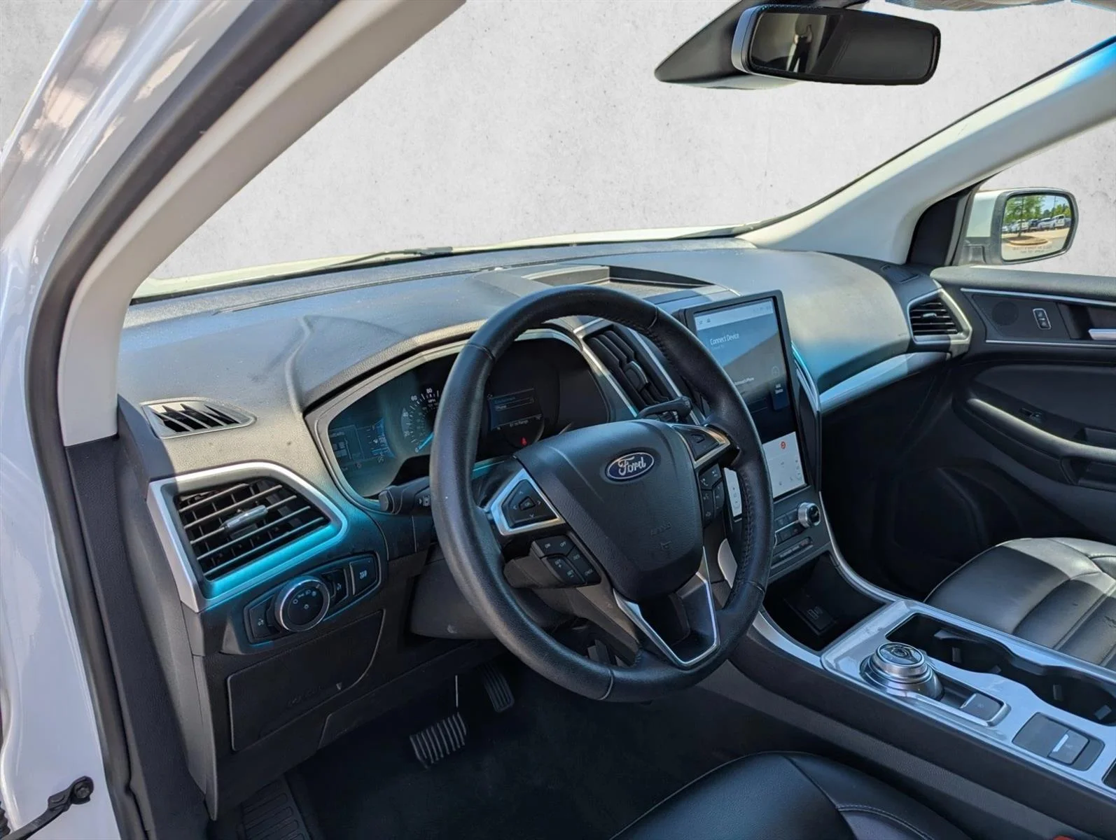 Used 2024 Oxford White Ford SEL image 12