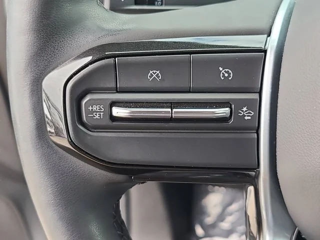 Used 2025 Summit White Chevrolet ZR2 image 20