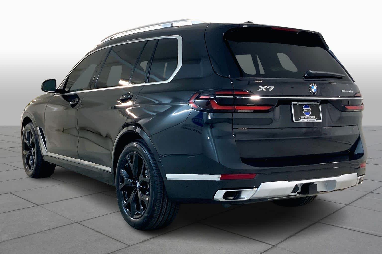 New 2026 Black Sapphire Metallic BMW xDrive40i image 12