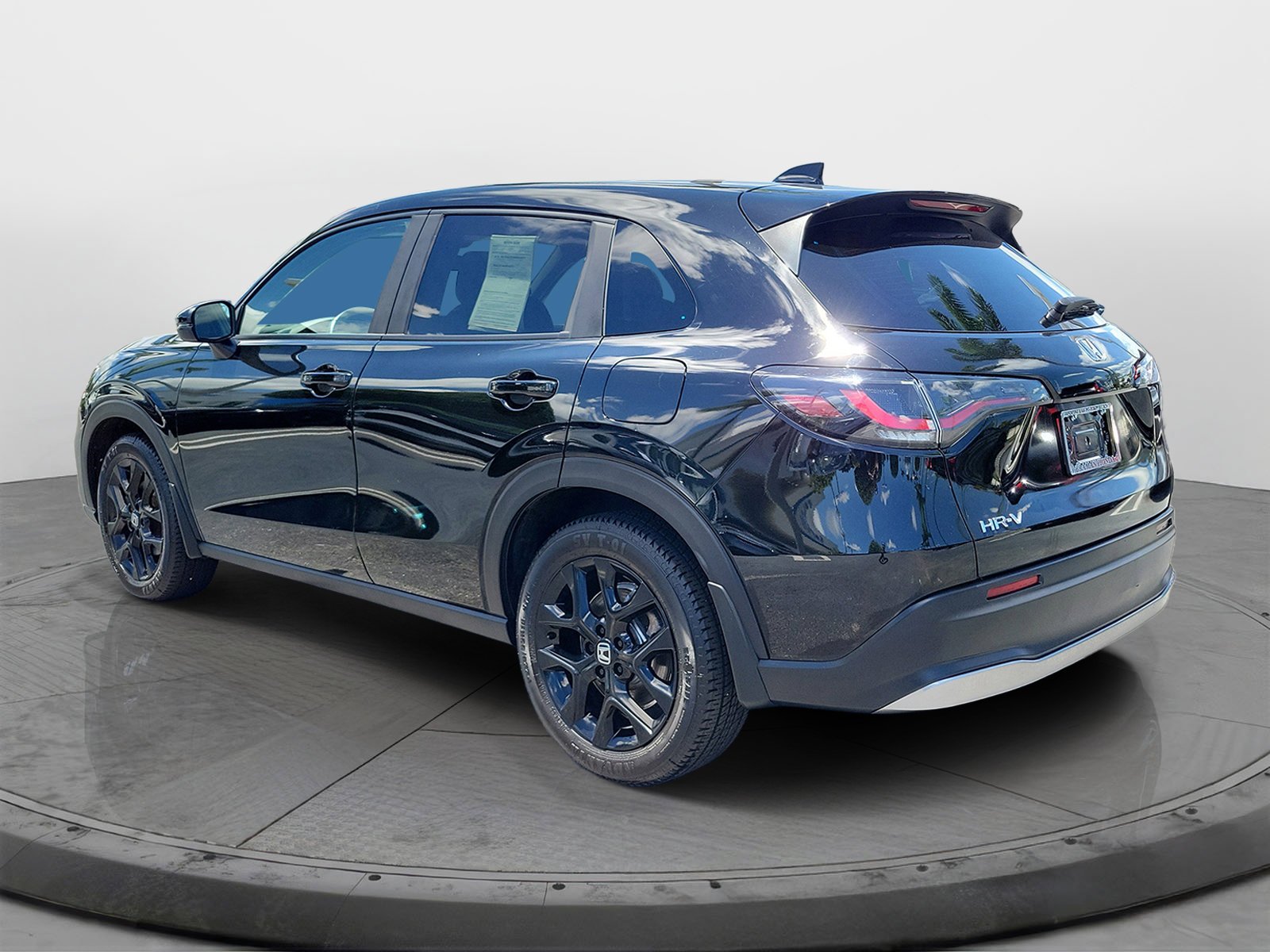 2025 Honda HR-V Sport - Photo 34