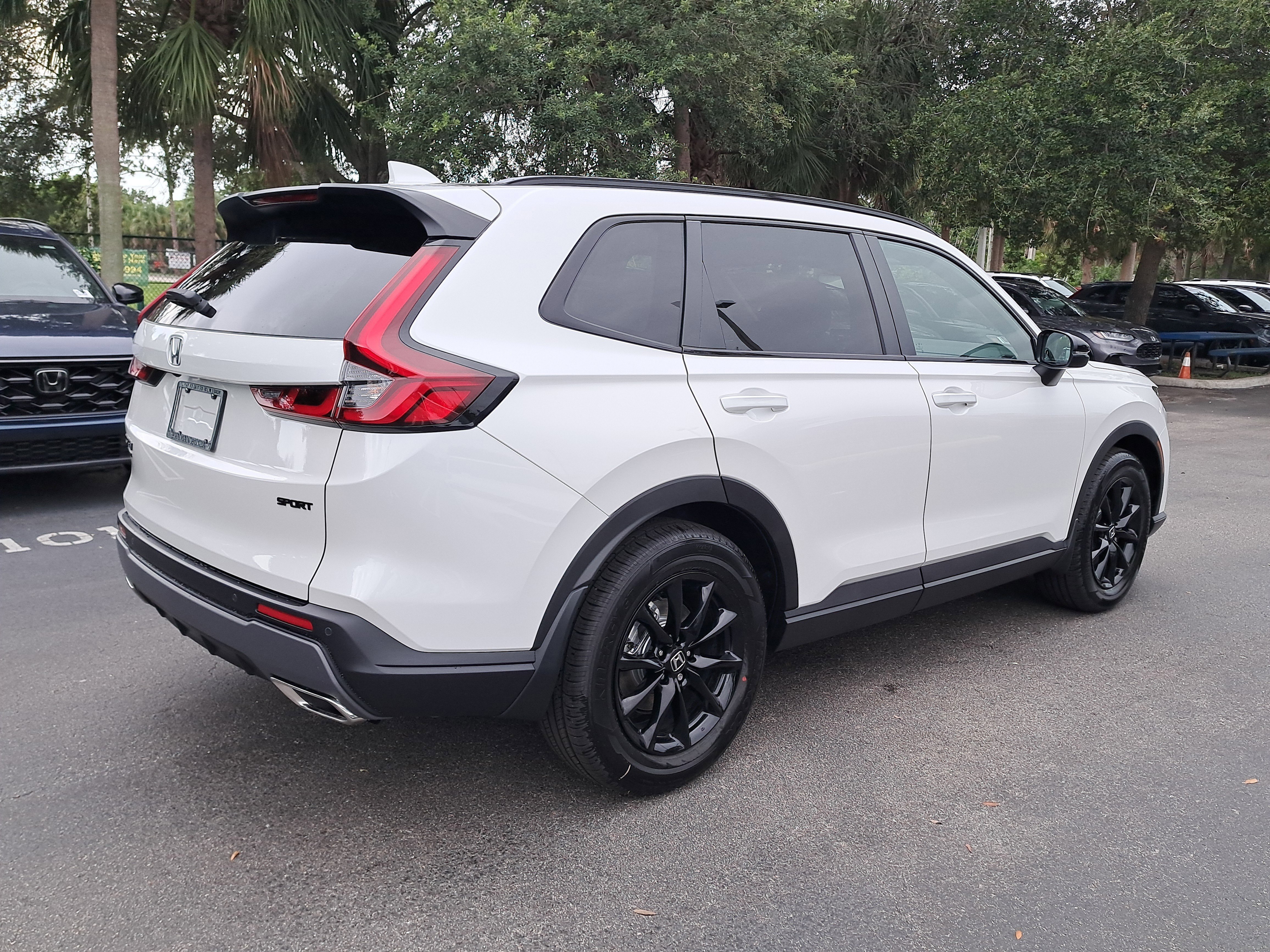 New 2026 Platinum White Pearl Honda Sport-L image 6