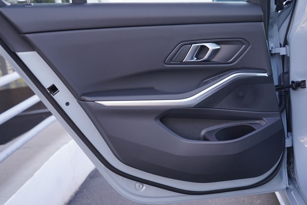 New 2026 Brooklyn Grey Metallic BMW 330i image 31