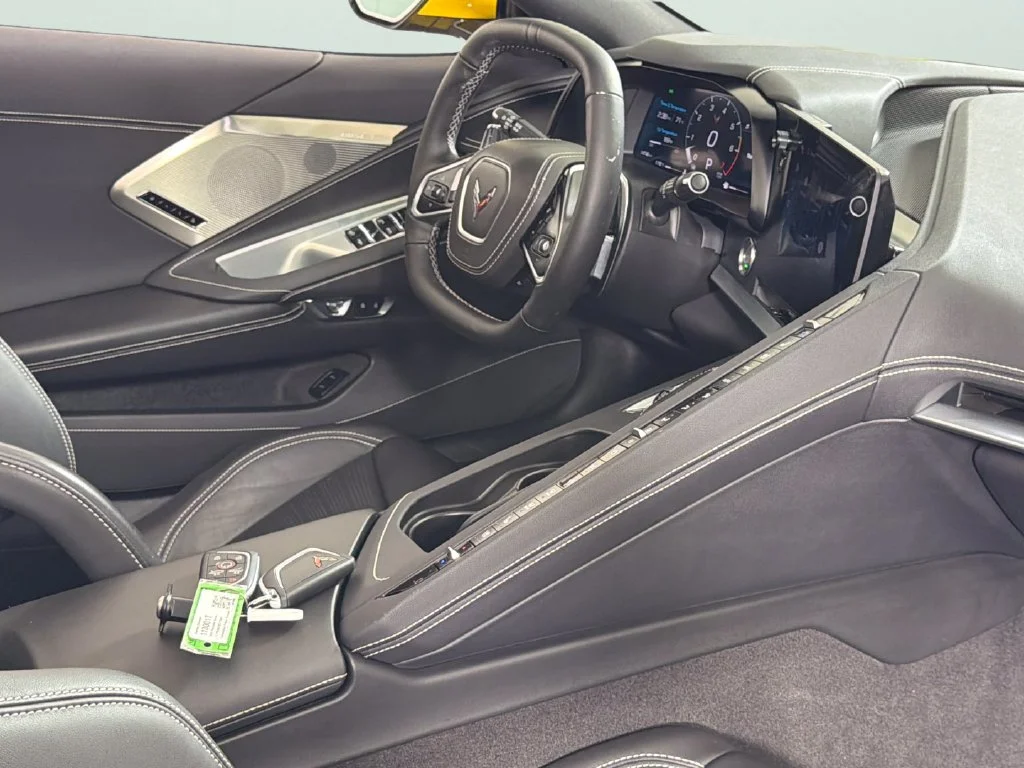 2025 Chevrolet Corvette 2LT - Photo 31
