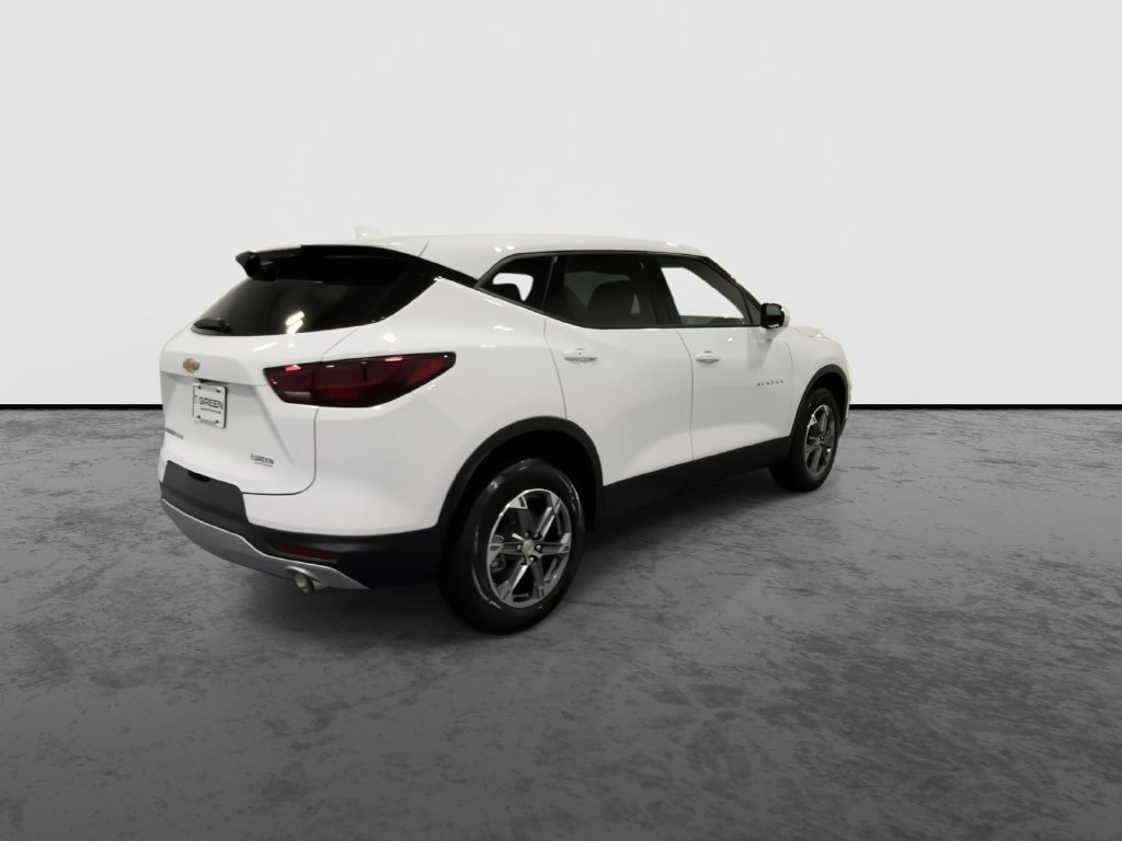 New 2026 Summit White Chevrolet 2LT image 8