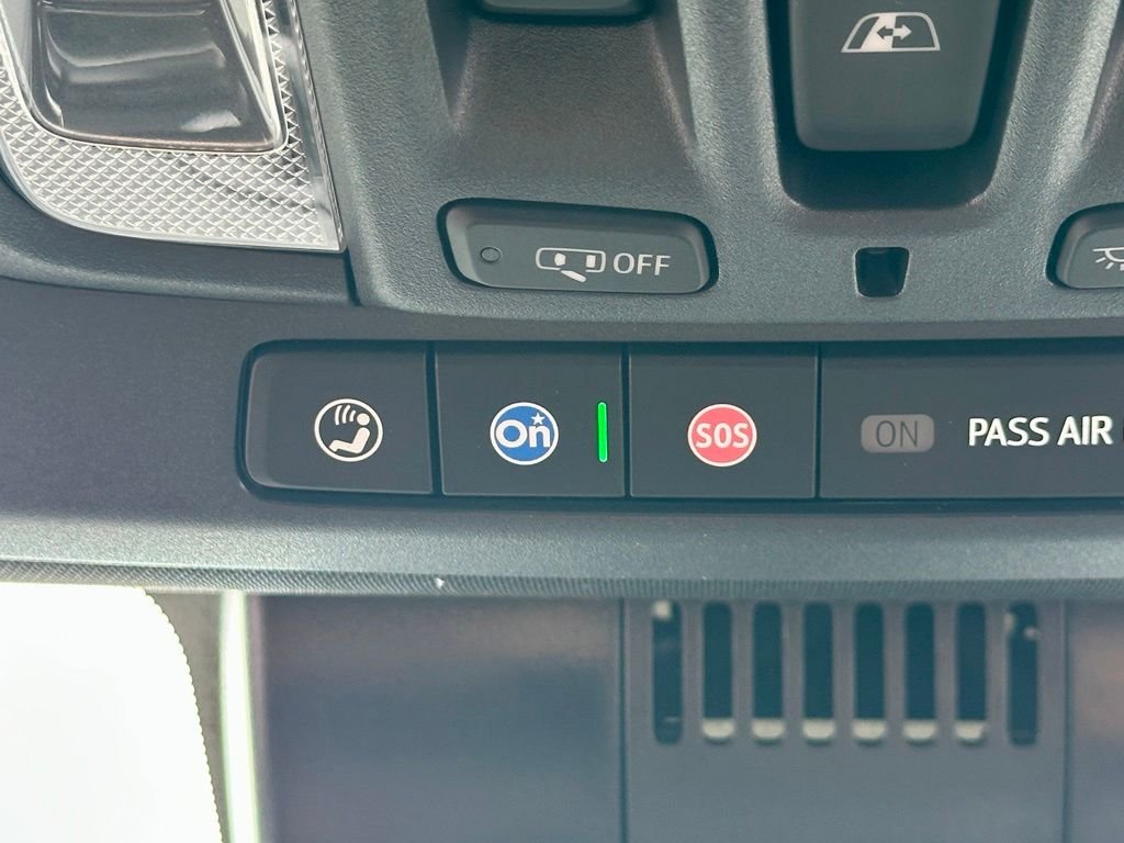 Used 2025 Black Chevrolet High Country image 42
