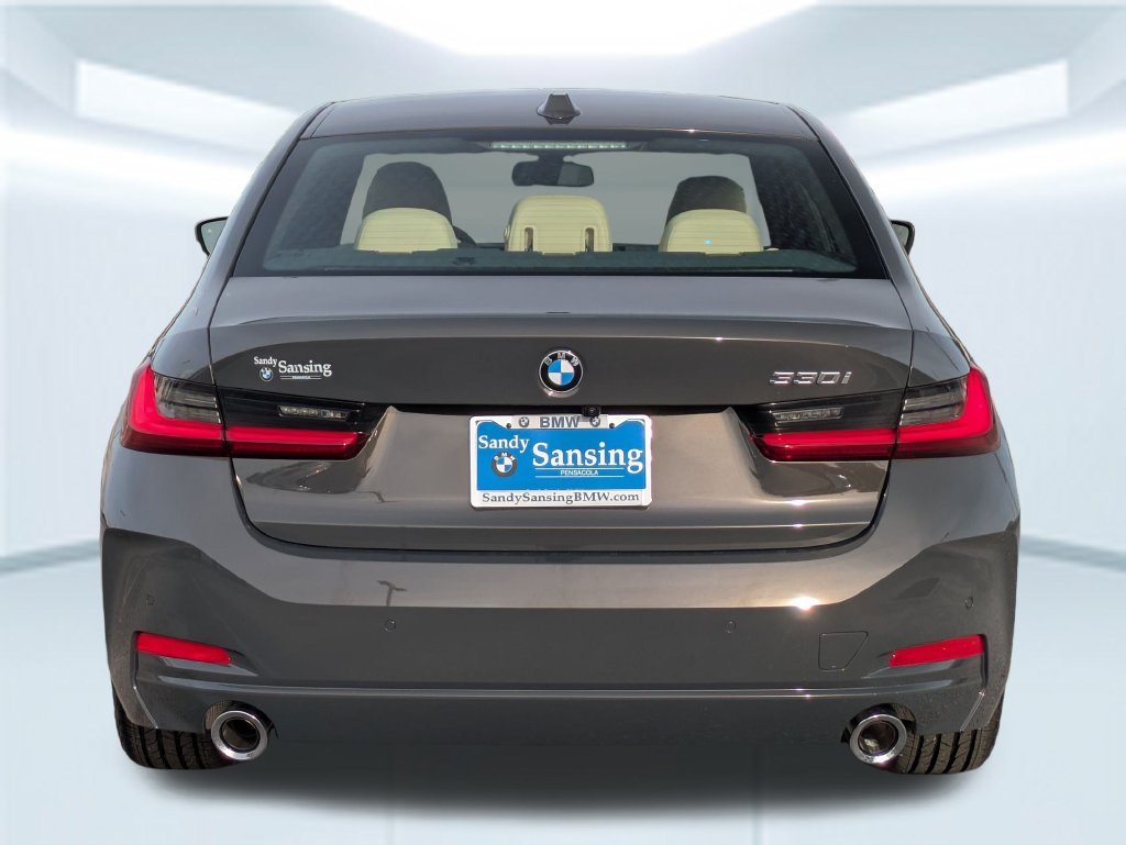 New 2026 Dravit Grey Metallic BMW 330i image 4