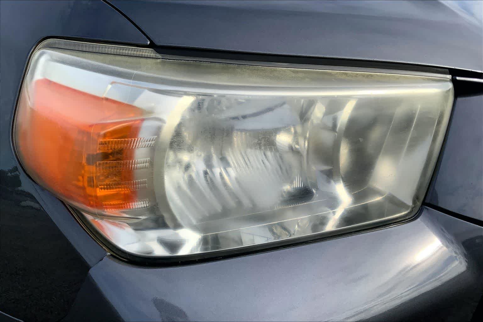 Used 2013 Magnetic Gray Metallic Toyota Limited image 27