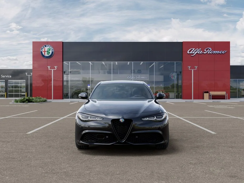 2026 Alfa Romeo Giulia Base - Photo 6