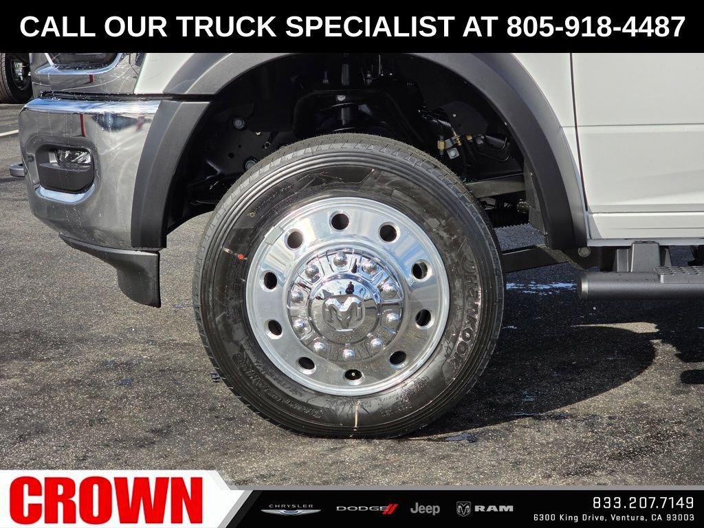 New 2026 Bright White Clearcoat RAM TRADESMAN image 7