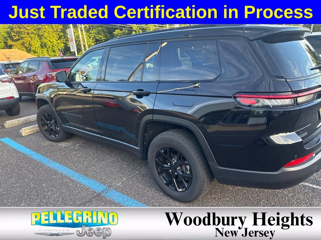 Certified Used 2024 Black Jeep Altitude X image 7
