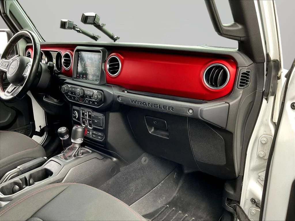 Certified Used 2019 White Jeep Unlimited Rubicon image 26