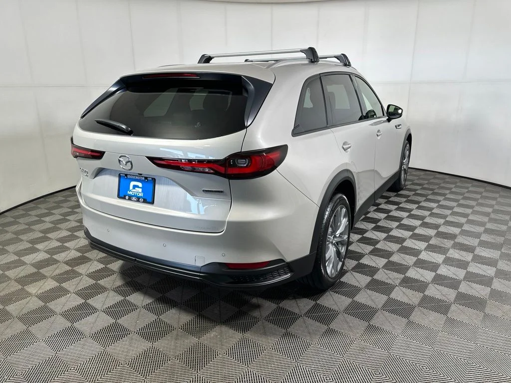 New 2026 Platinum Quartz Metallic Mazda 3.3 Turbo Preferred AWD image 7