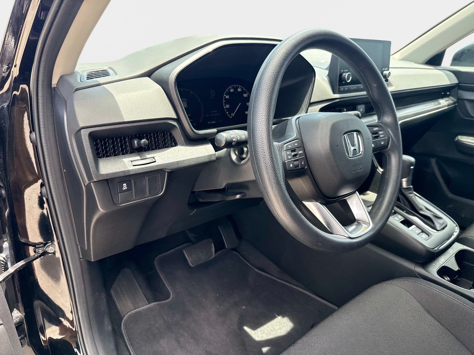 2024 Honda CR-V LX - Photo 18