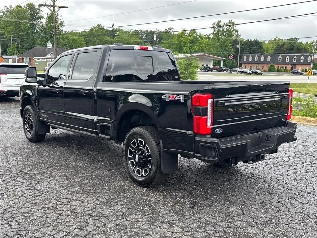 Used 2025 Black Ford Platinum image 5