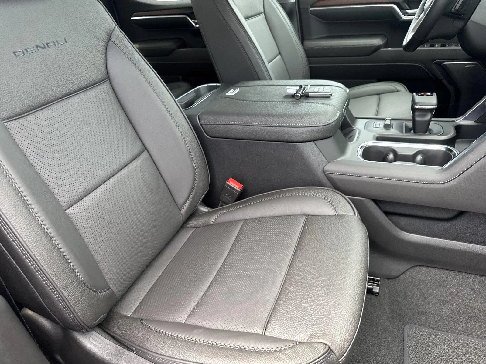 New 2026 Sterling Metallic GMC Denali image 38