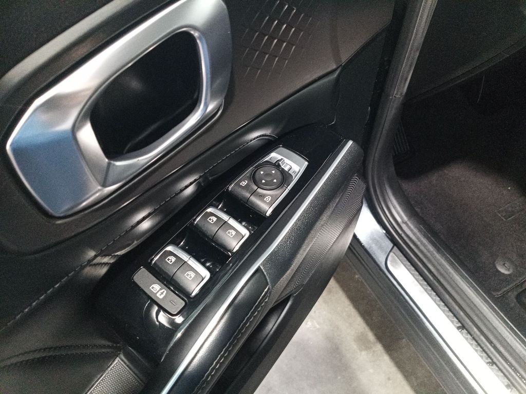 Used 2021 Gray Kia SX image 11