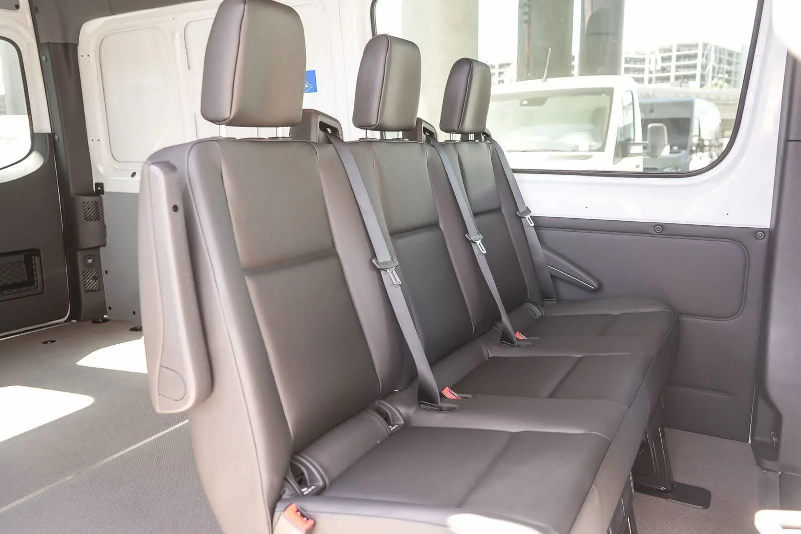 New 2026 Arctic+White Mercedes-Benz Crew 144 WB  RWD 2.0L 4-Cylinder image 68