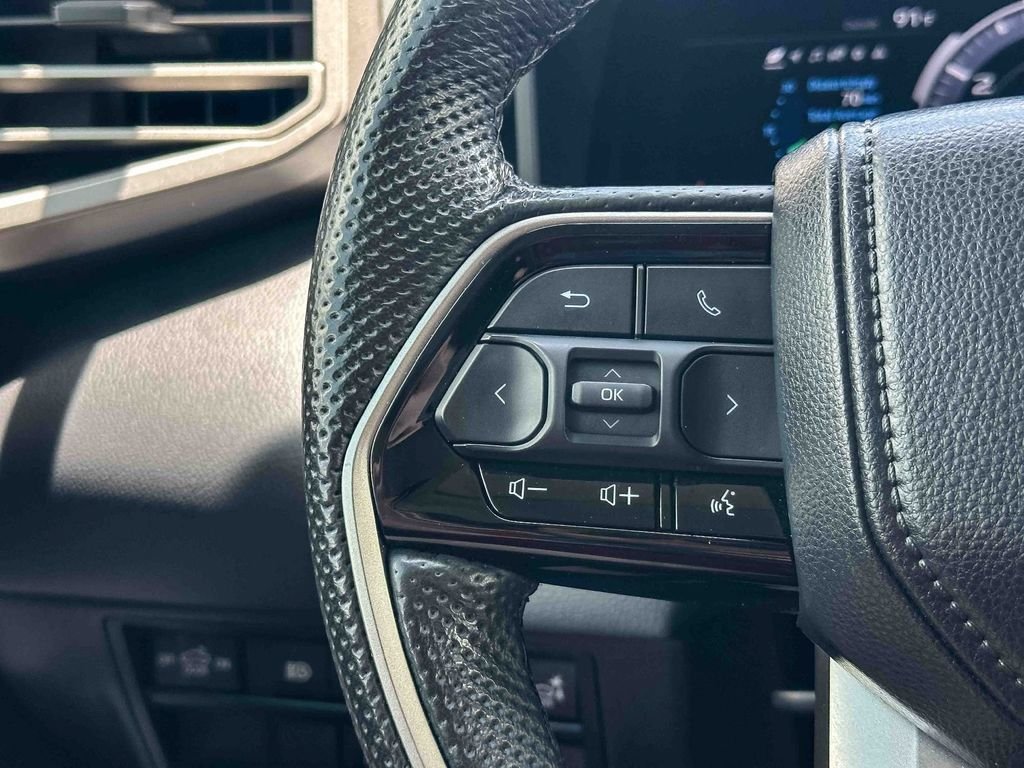 2024 Toyota Tundra Limited - Photo 27