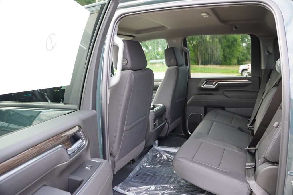 2026 Chevrolet Silverado 3500 HD LT - Photo 11