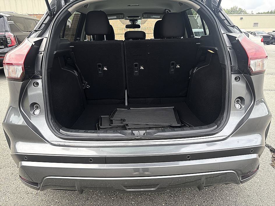 Used 2024 Gun Metallic Nissan S image 17