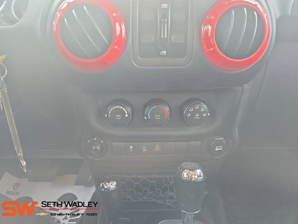 Used 2015 Red Jeep Sport image 20