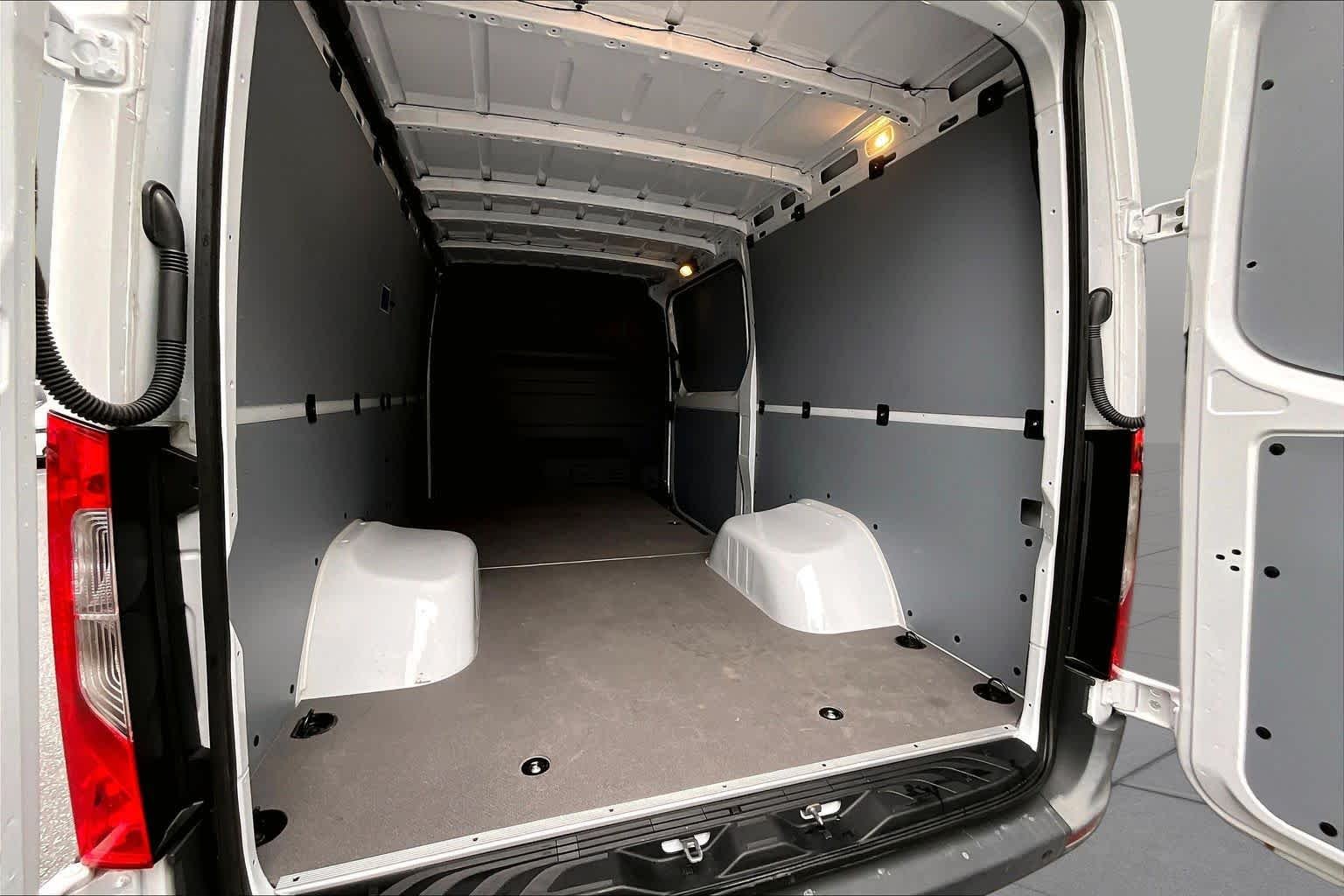 2024 Mercedes-Benz Sprinter Cargo Van Base - Photo 17