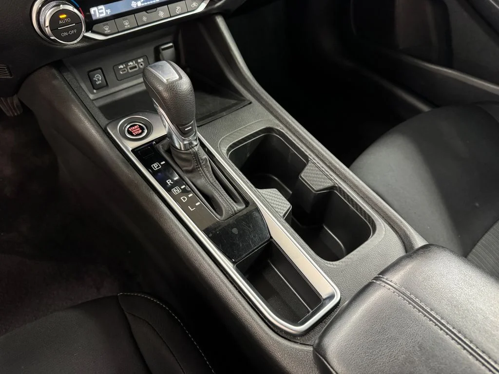 Used 2024 White Nissan SV image 22