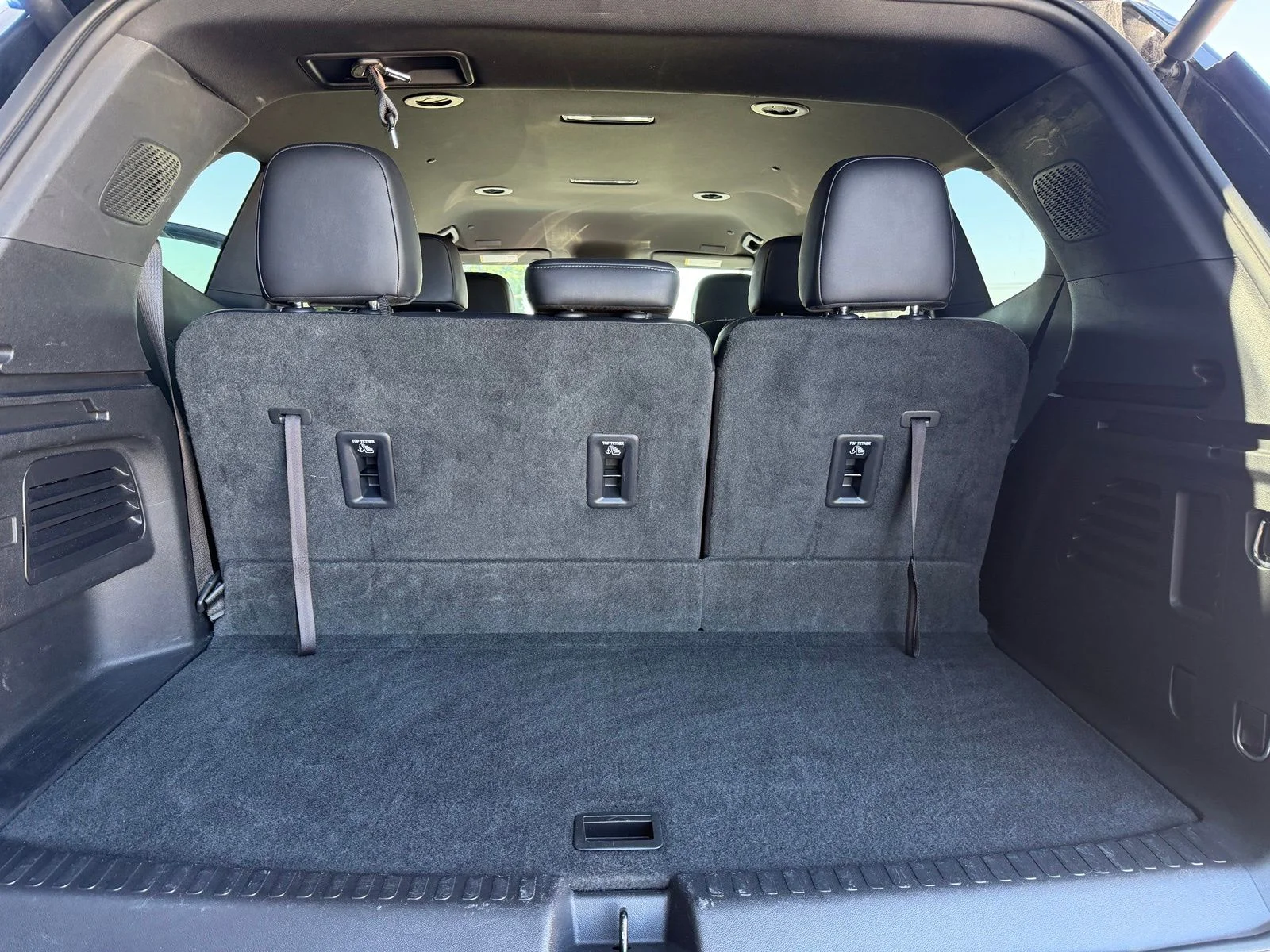 Used 2024 Black GMC Elevation image 30