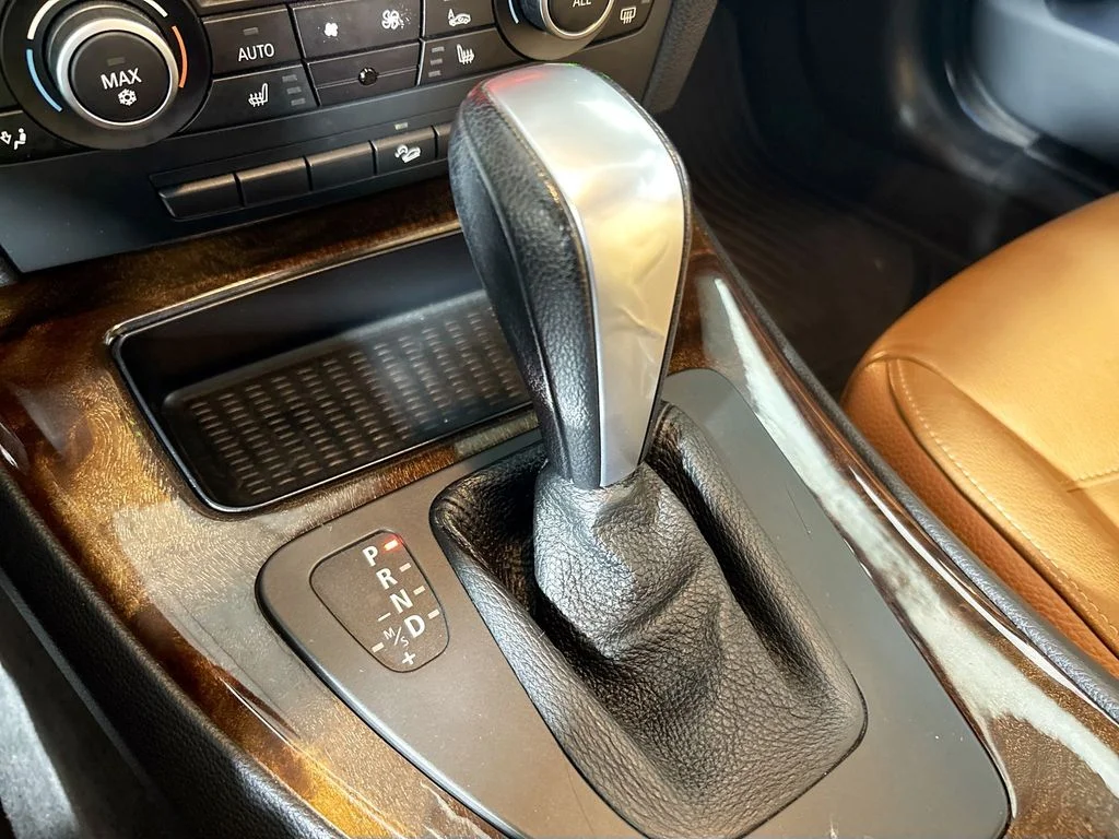 Used 2010 Blue BMW 335i xDrive image 16