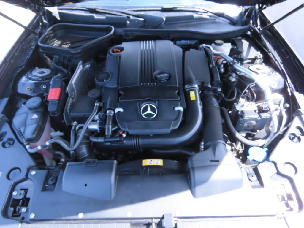 Used 2015 Black Mercedes-Benz SLK 250 image 12