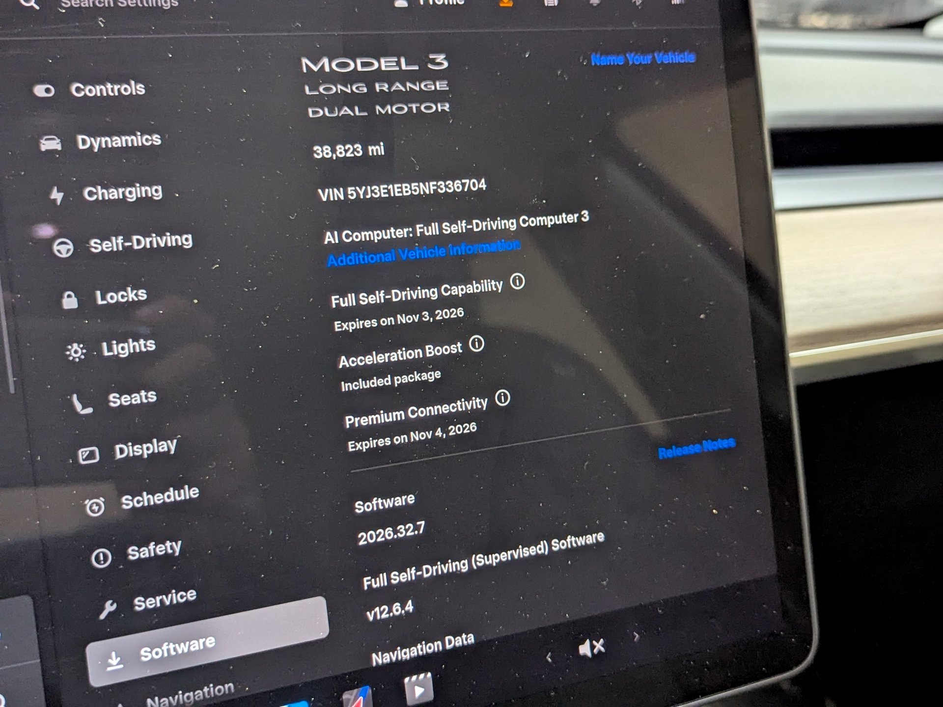 Used 2022 Blue Tesla Long Range image 18