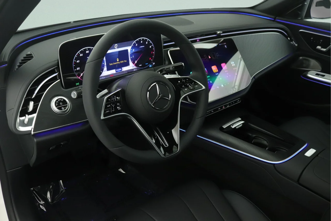 New 2026 Polar White Mercedes-Benz E 350 image 4