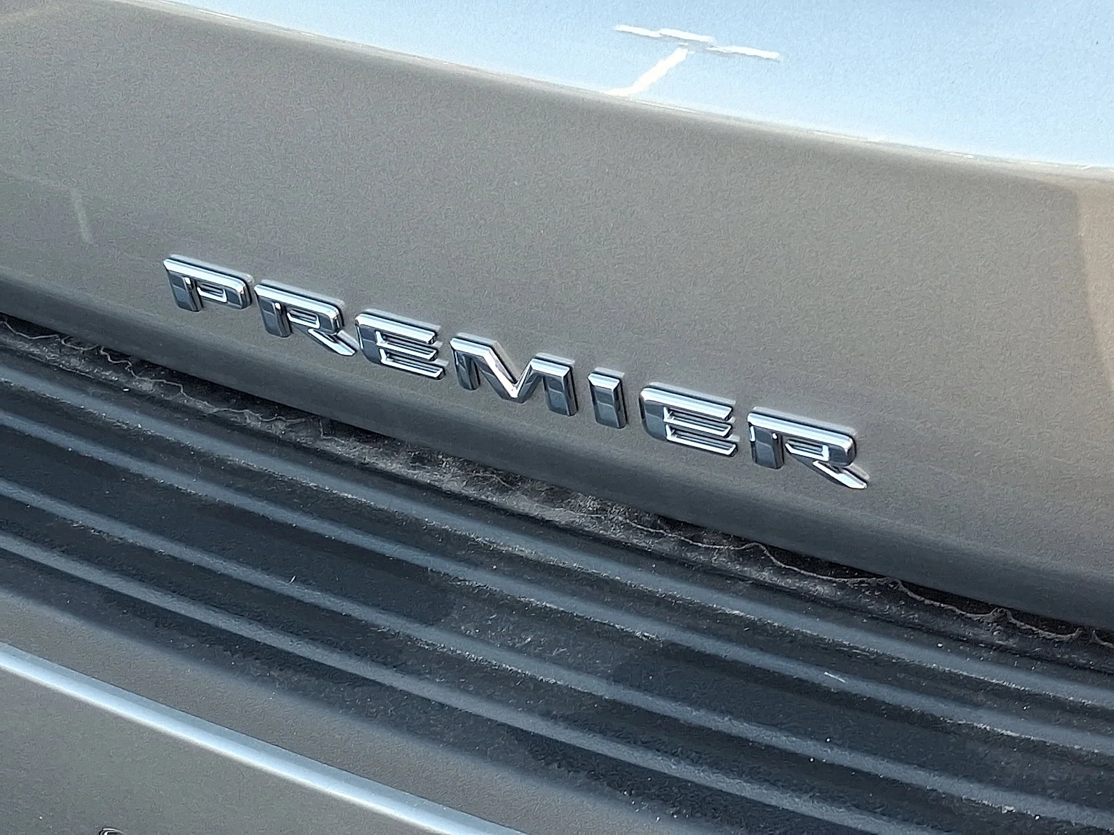 2026 Chevrolet Suburban Premier - Photo 6