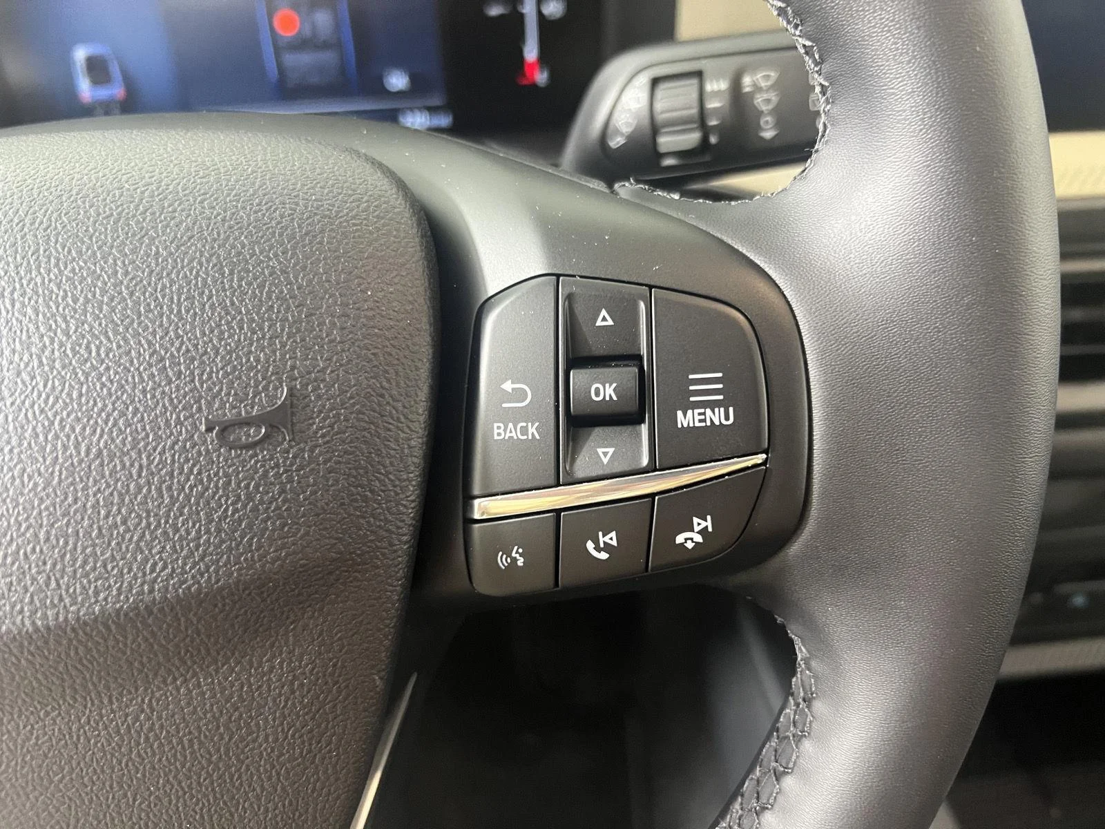 New 2026 Carbonized Gray Metallic Ford Big Bend® image 15